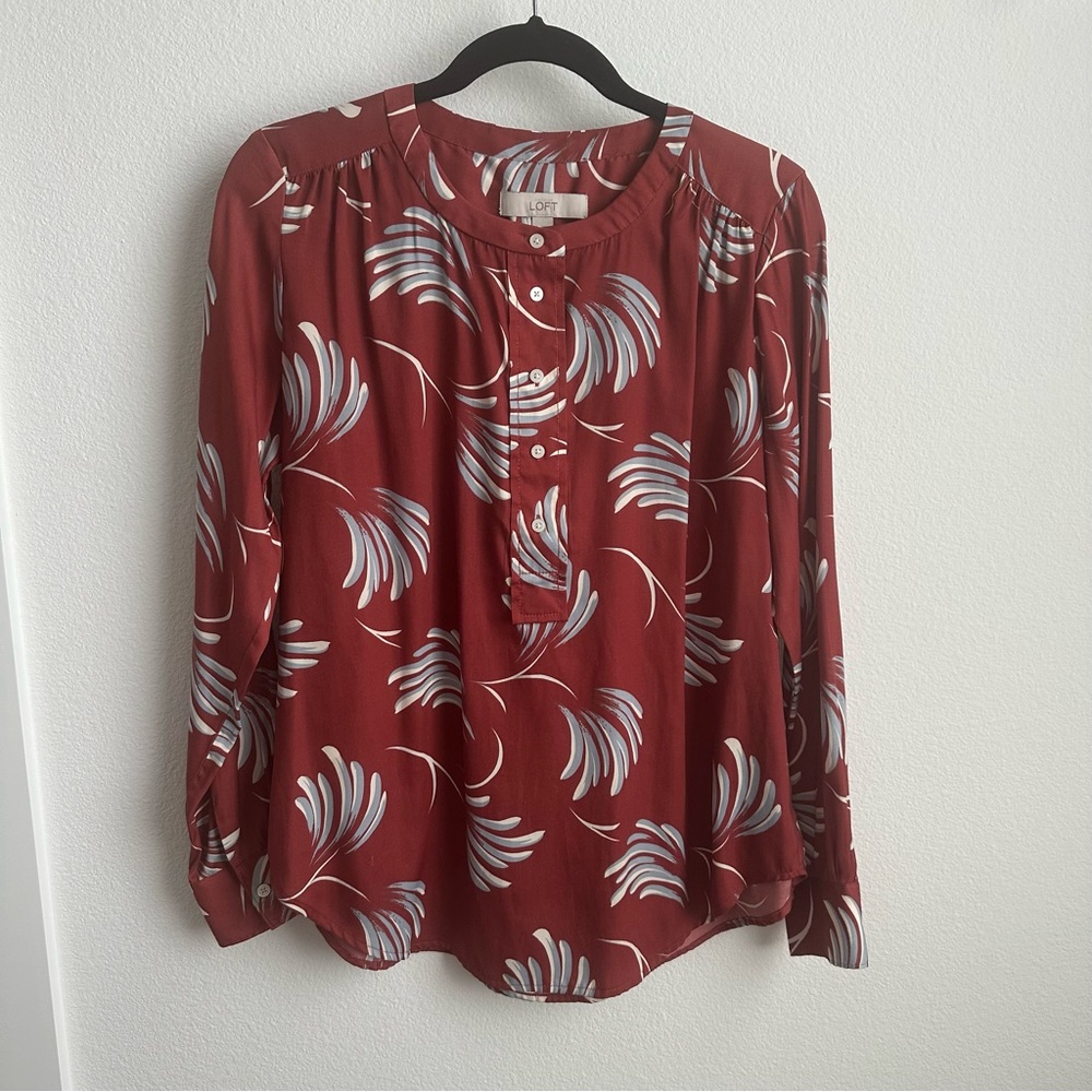 LOFT Women's Red Floral Blouse